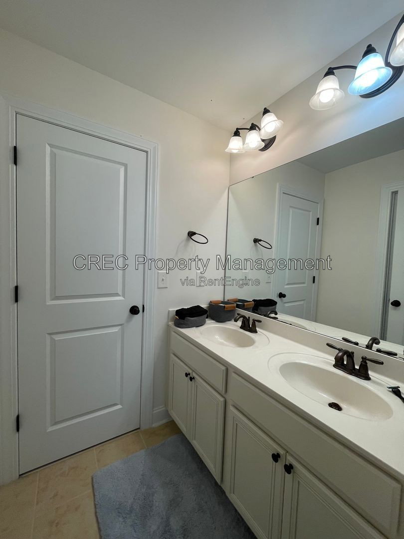 Gallery Image 20