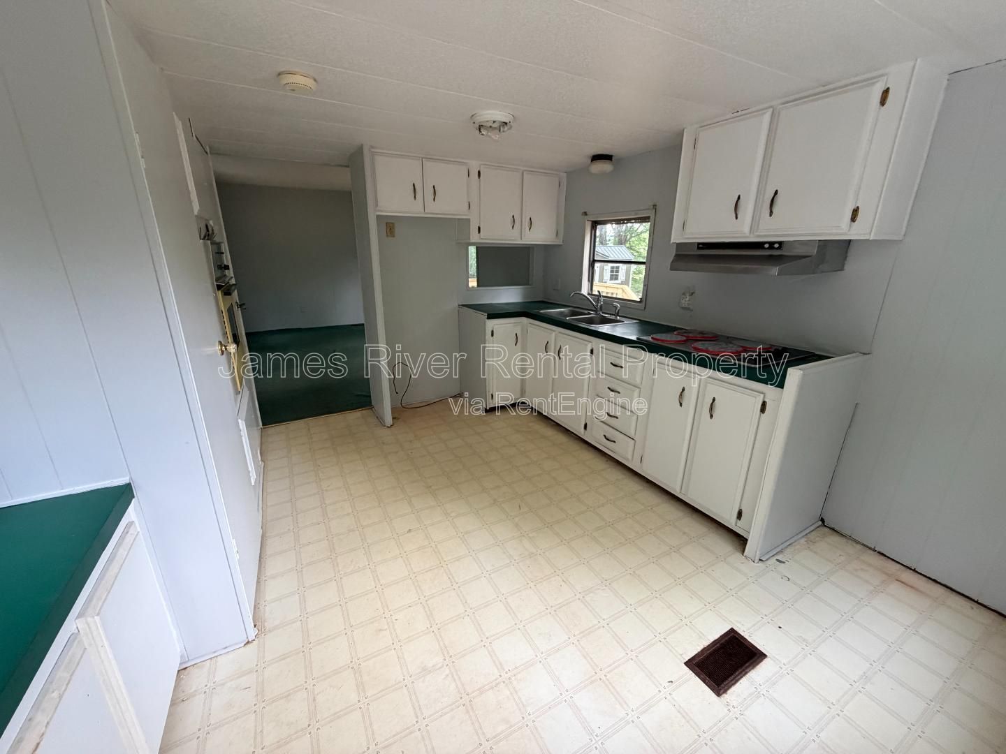 Gallery Image 0