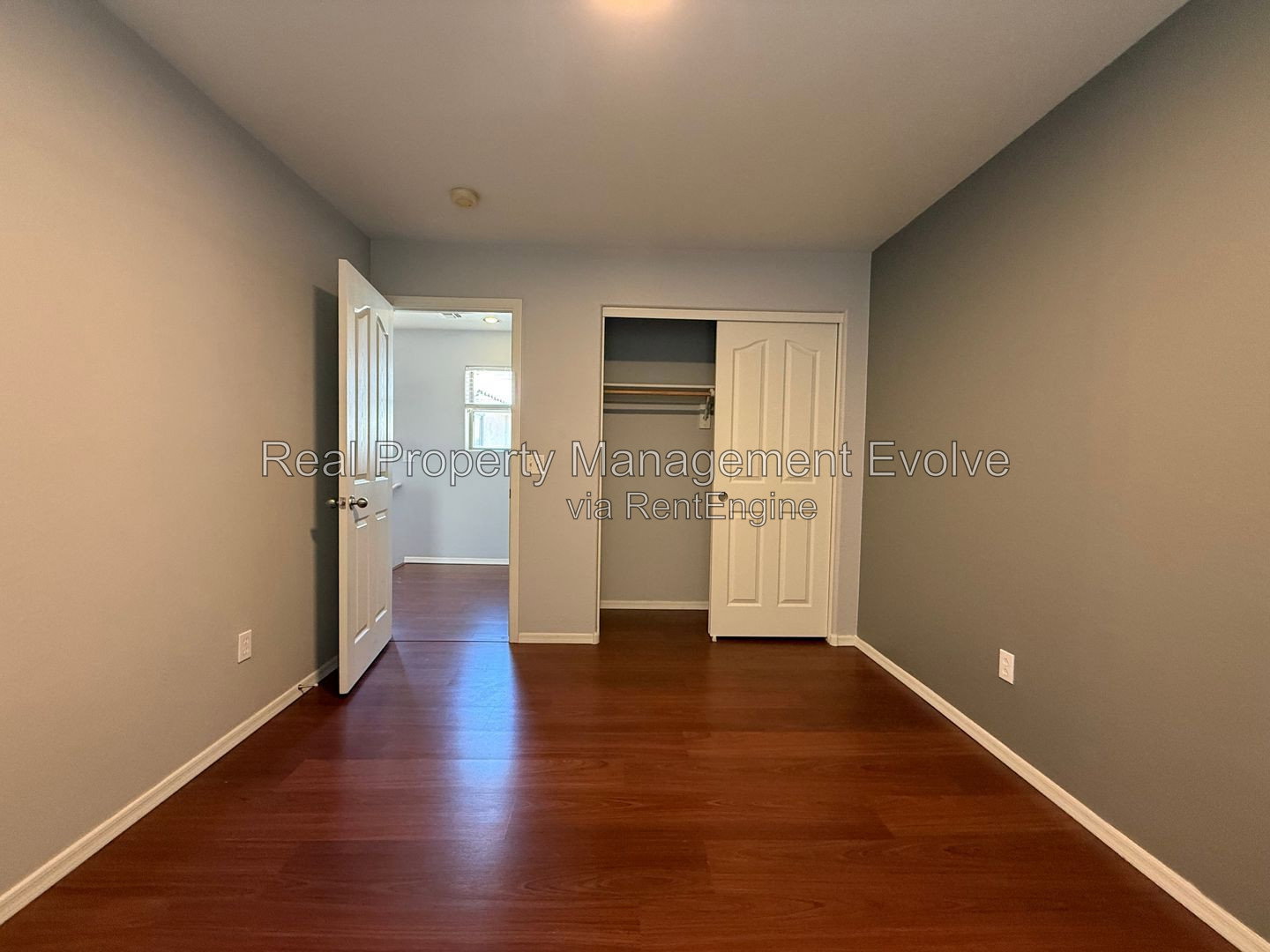 Gallery Image 19