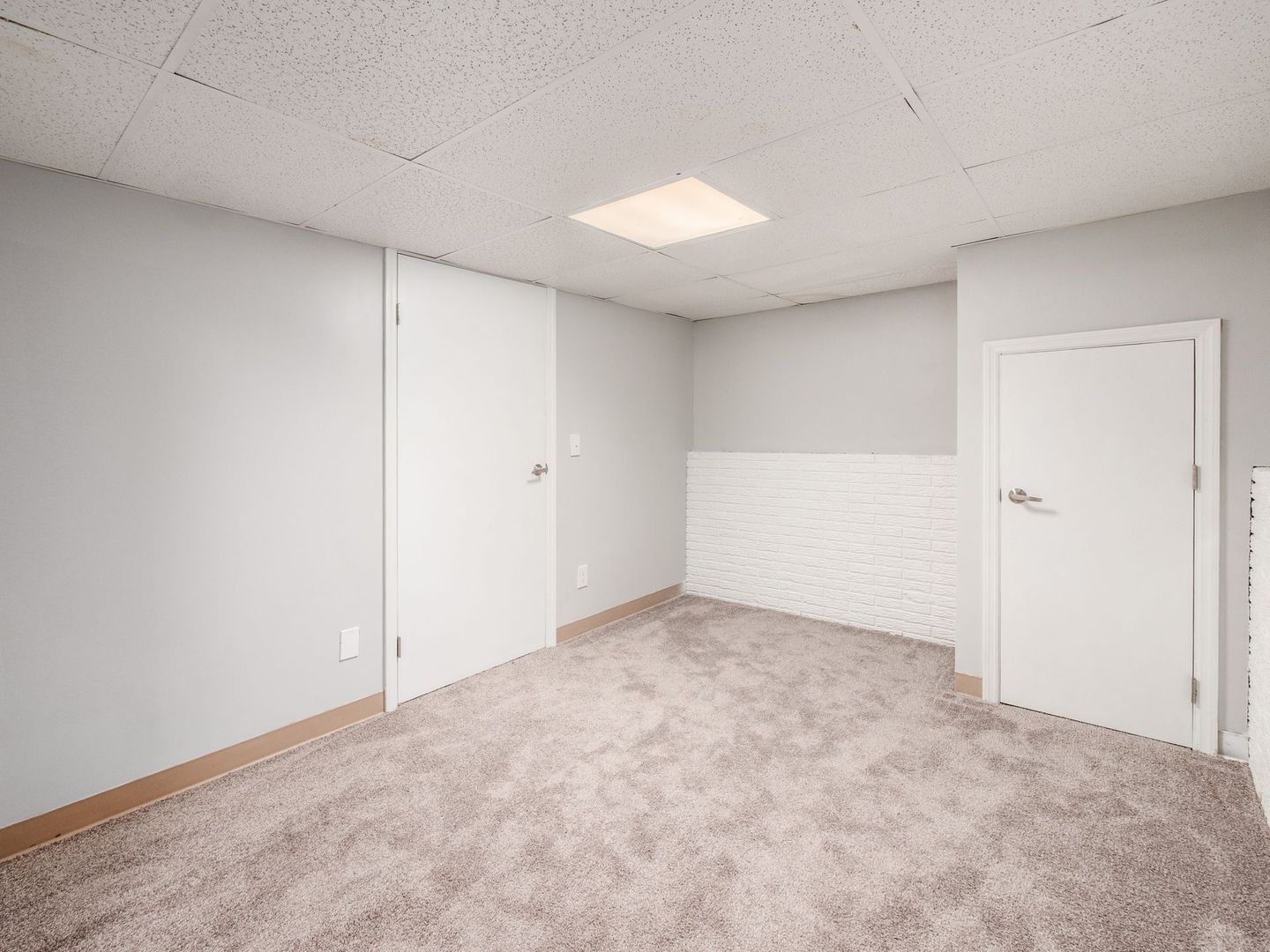 Gallery Image 19