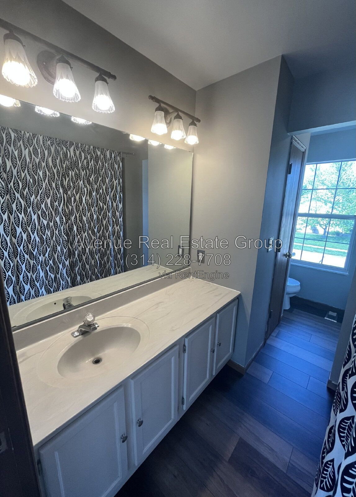 Gallery Image 18