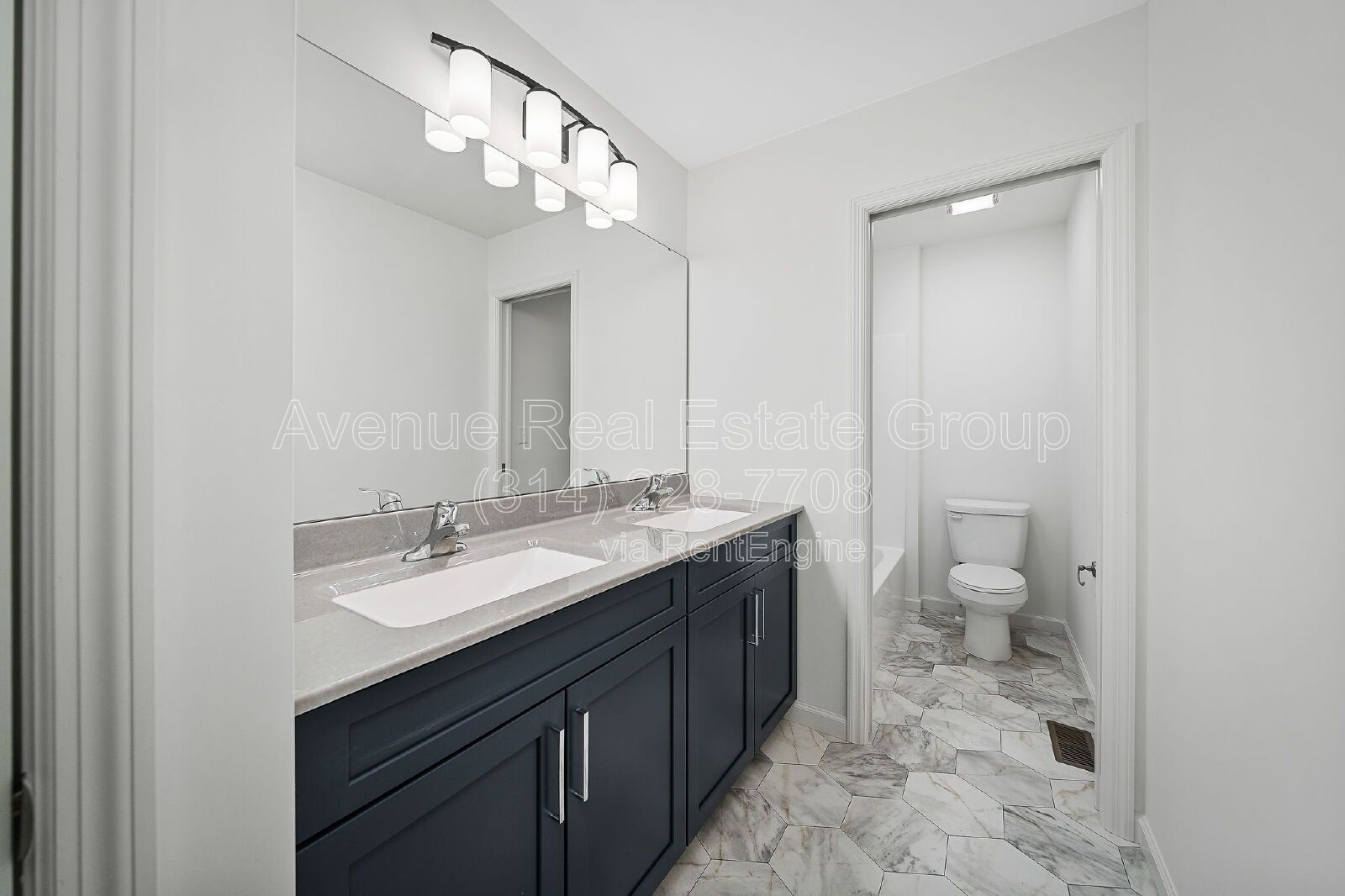 Gallery Image 18