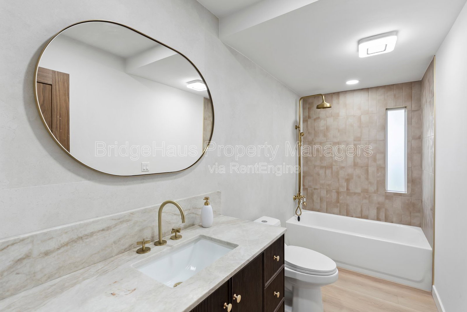 Gallery Image 37