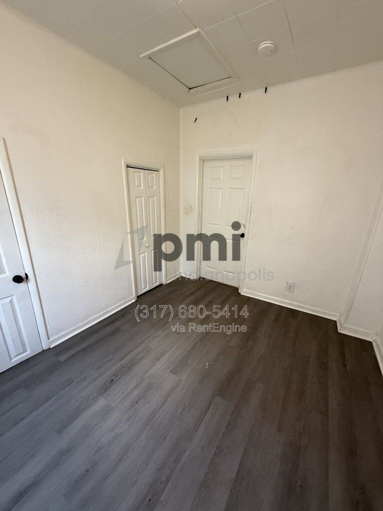 Gallery Image 18