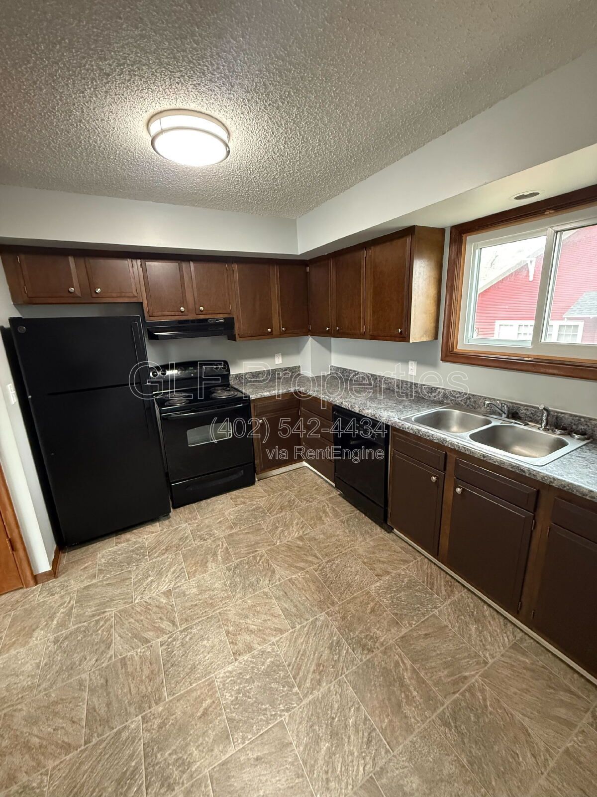 Gallery Image 0