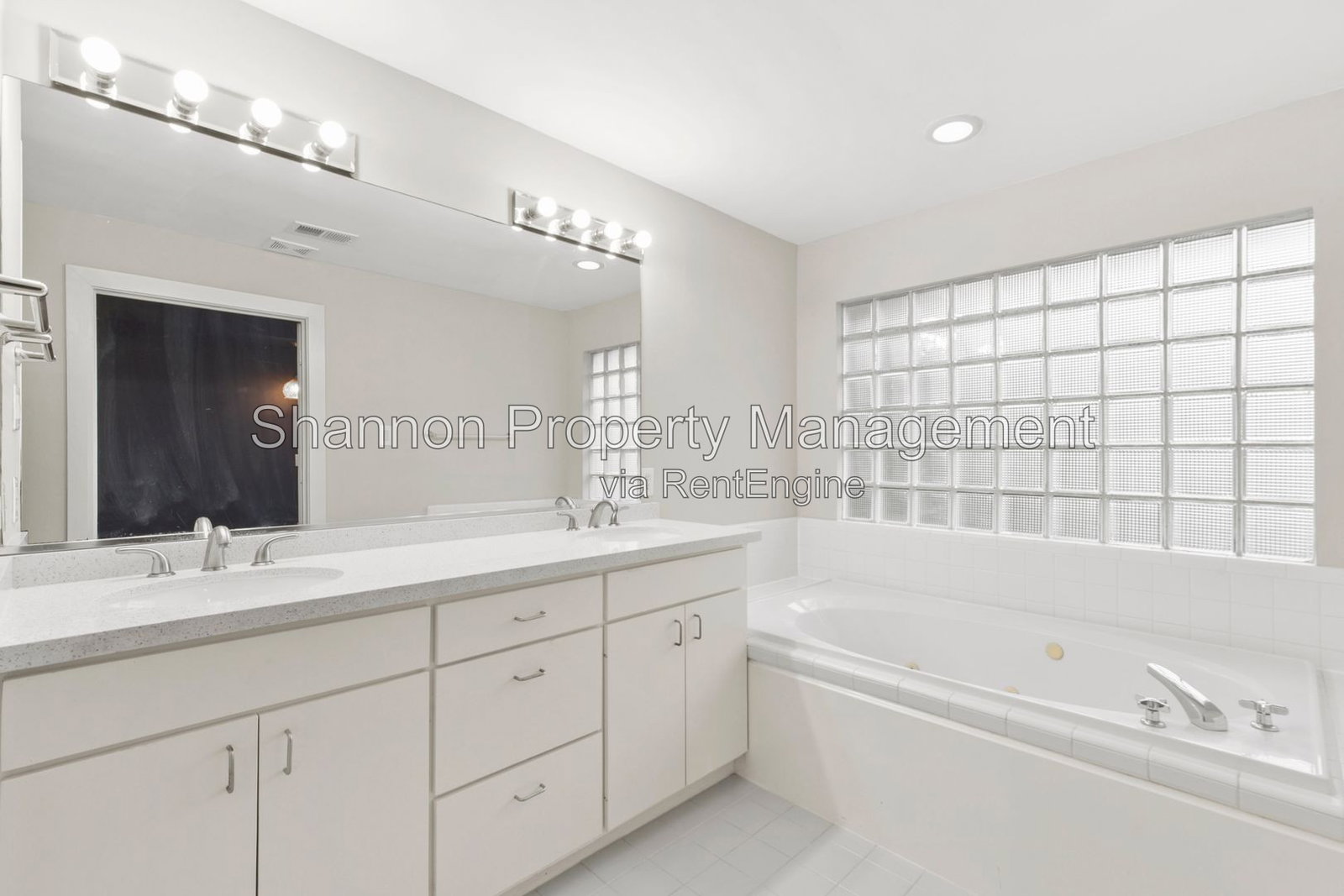 Gallery Image 37