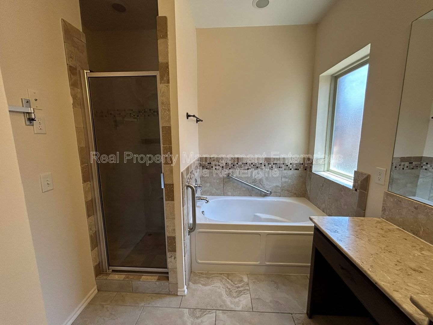 Gallery Image 21
