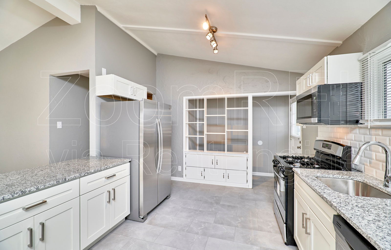 Gallery Image 14