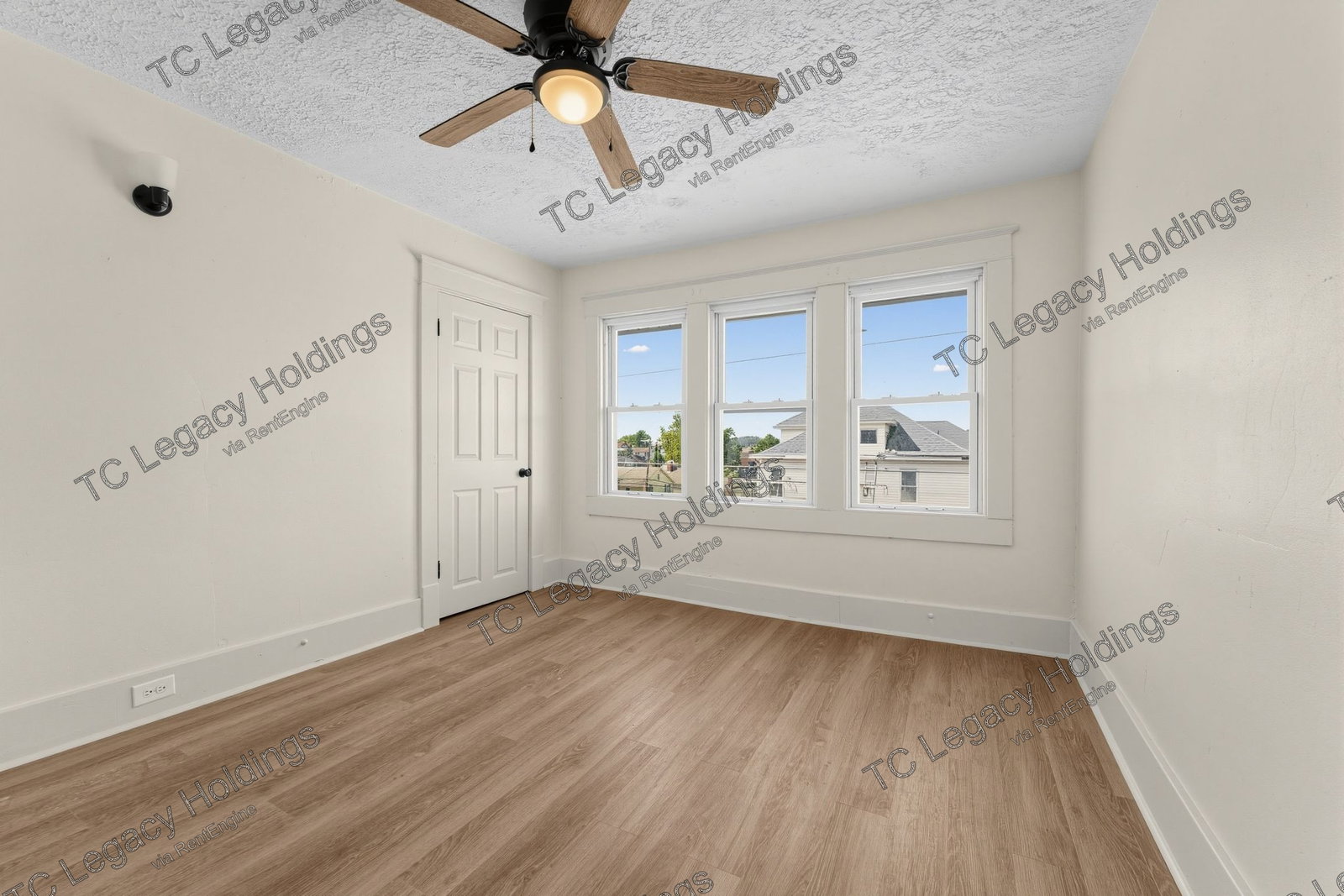 Gallery Image 16