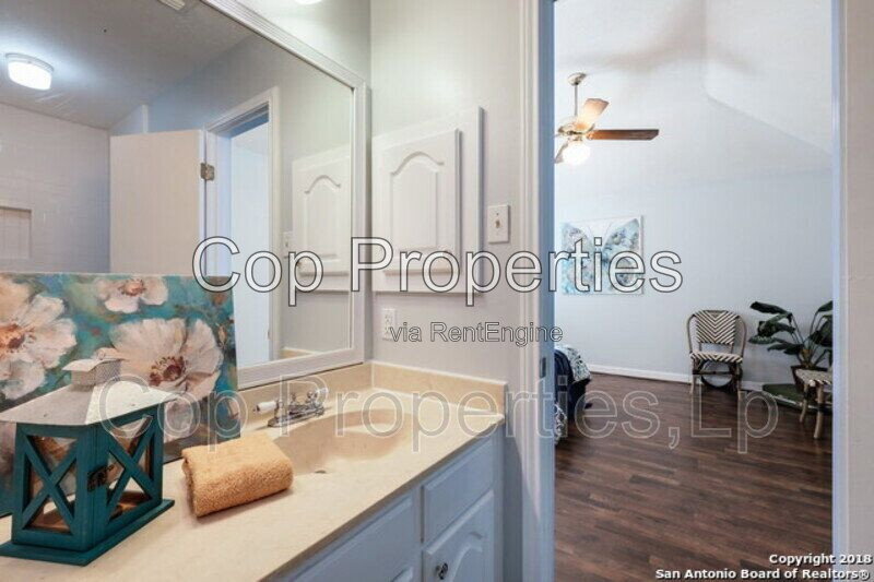 Gallery Image 26