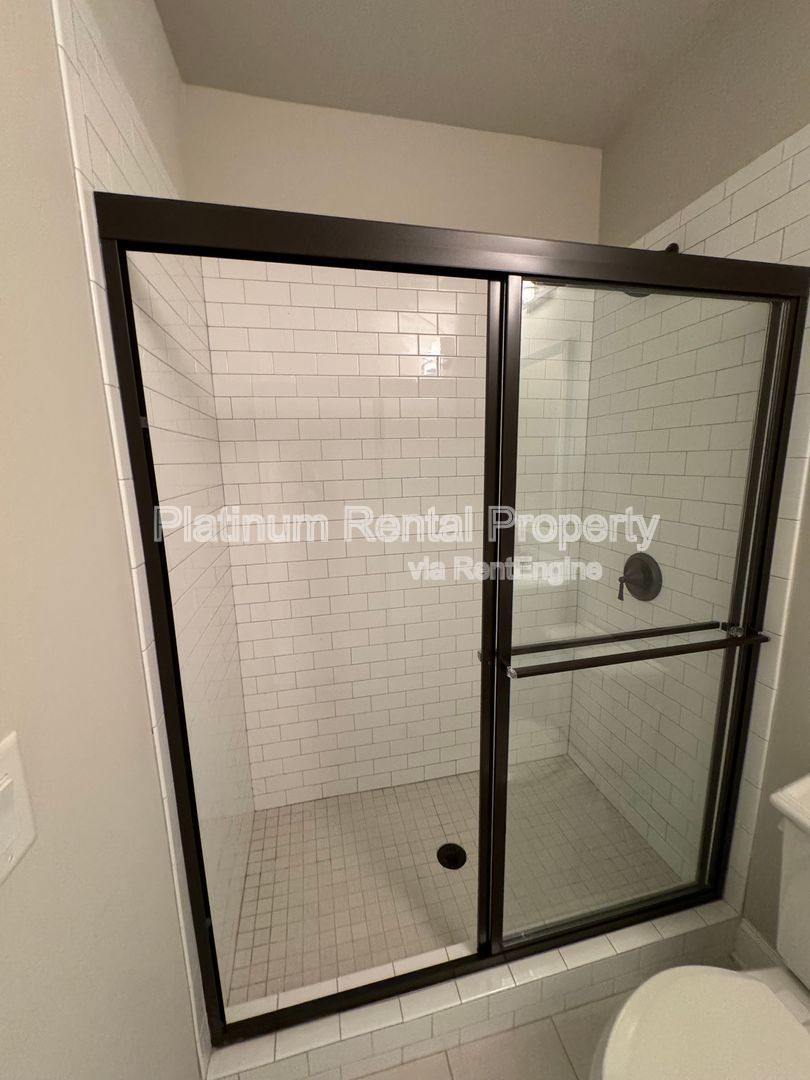 Gallery Image 43