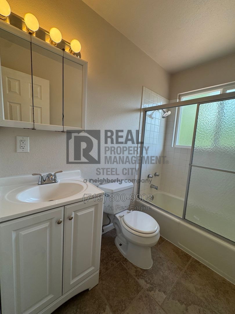 Gallery Image 17