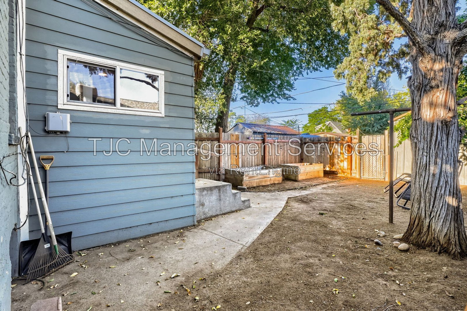 Gallery Image 10