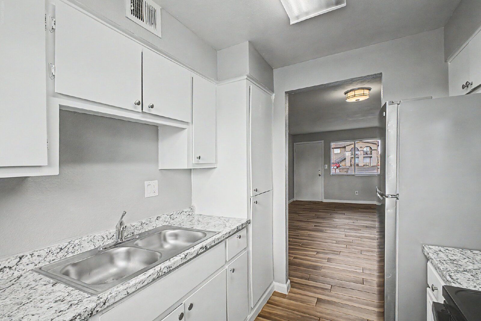 Gallery Image 20