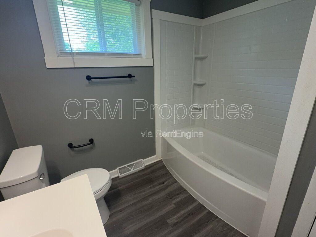 Gallery Image 14