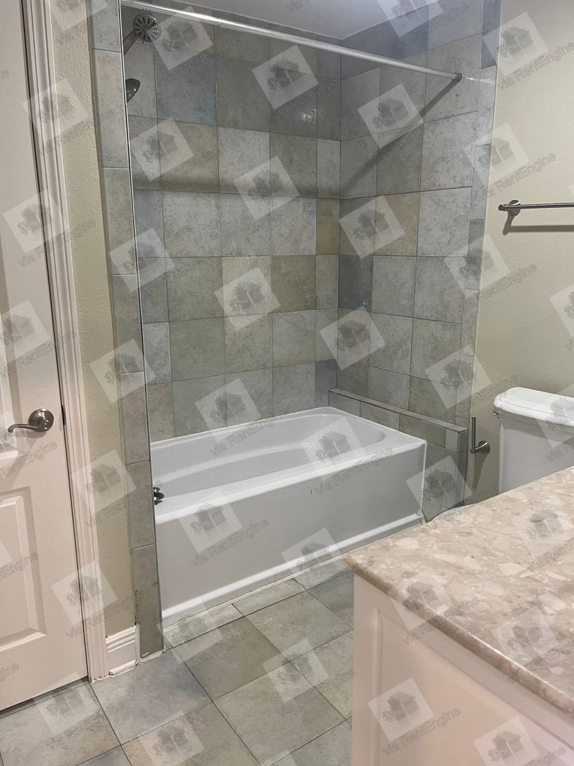 Gallery Image 17