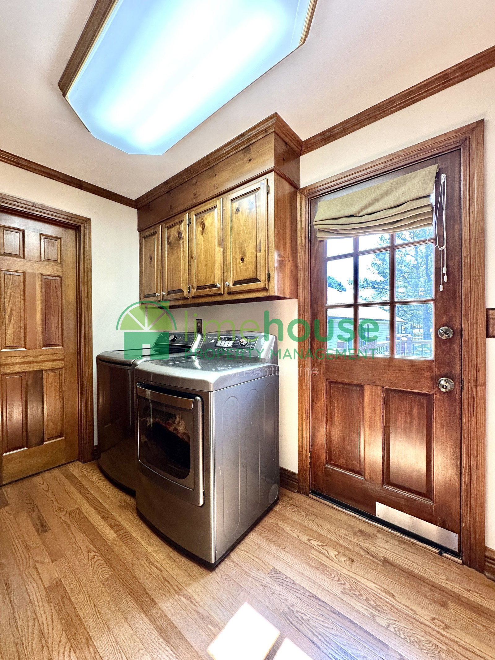 Gallery Image 18
