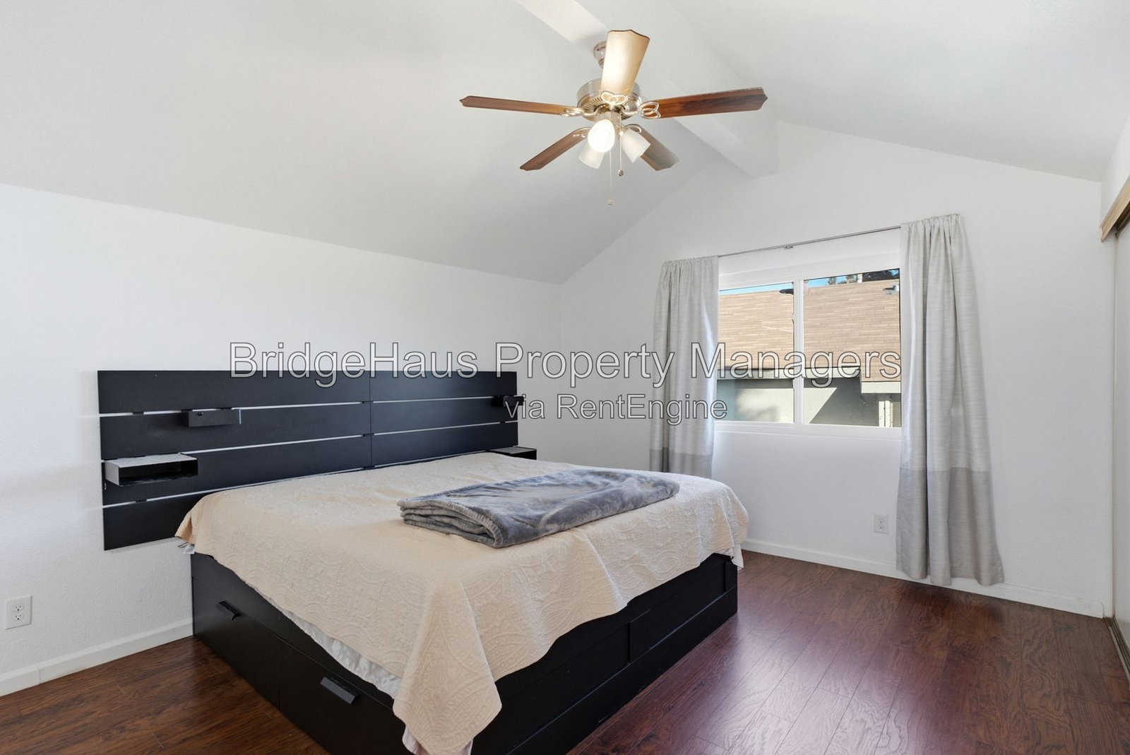 Gallery Image 22