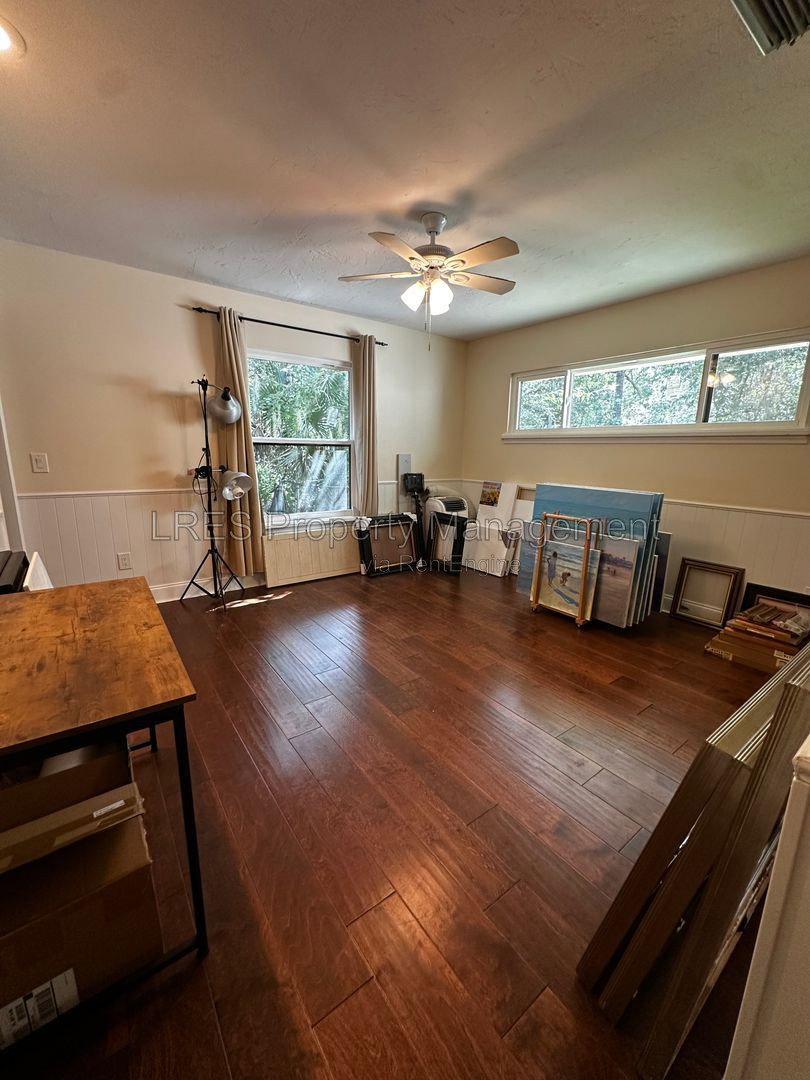 Gallery Image 38
