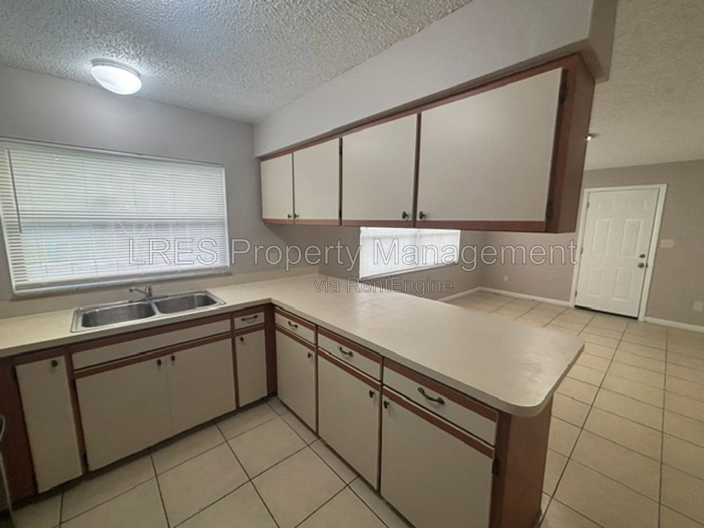 Gallery Image 16