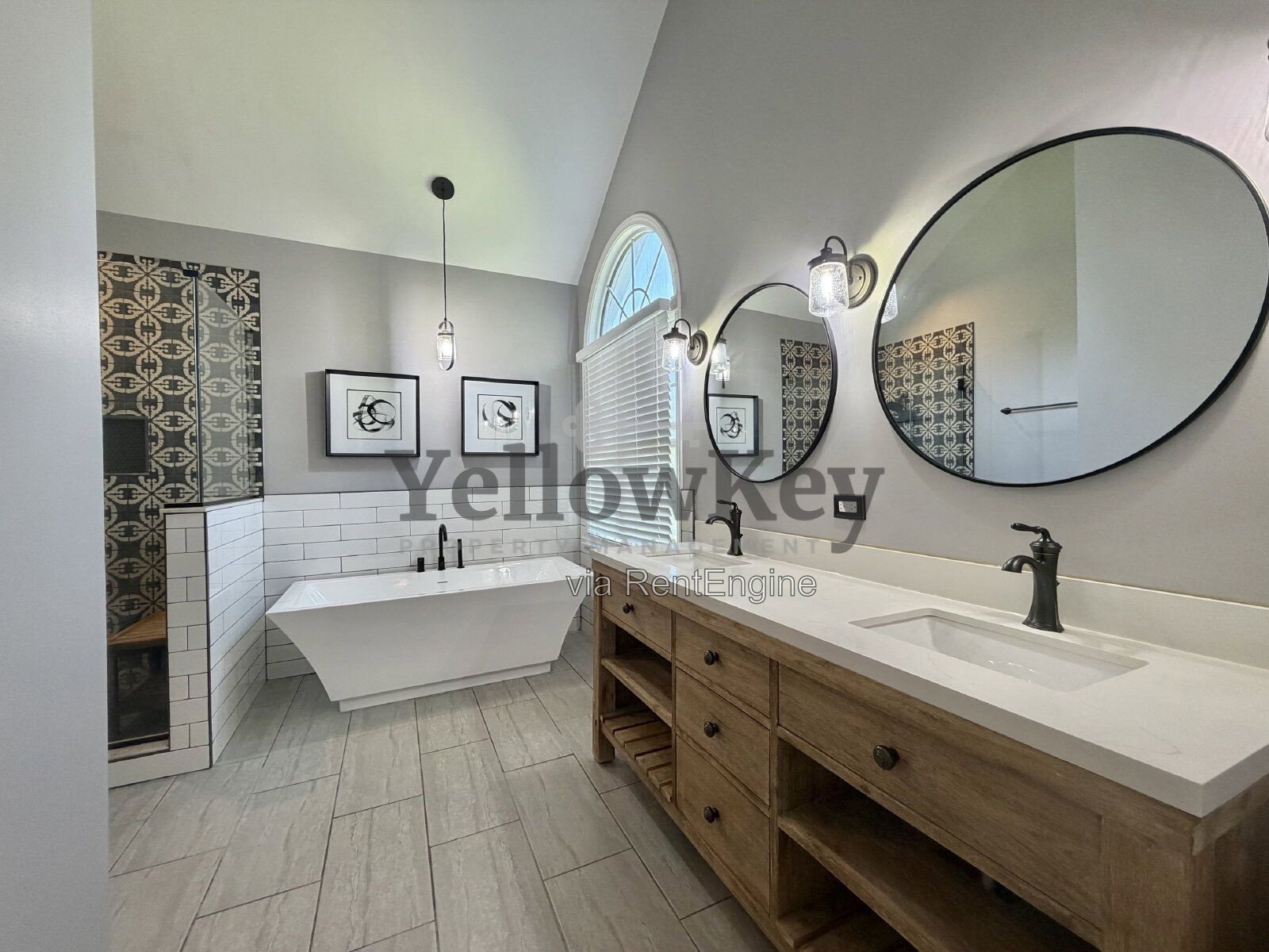 Gallery Image 17