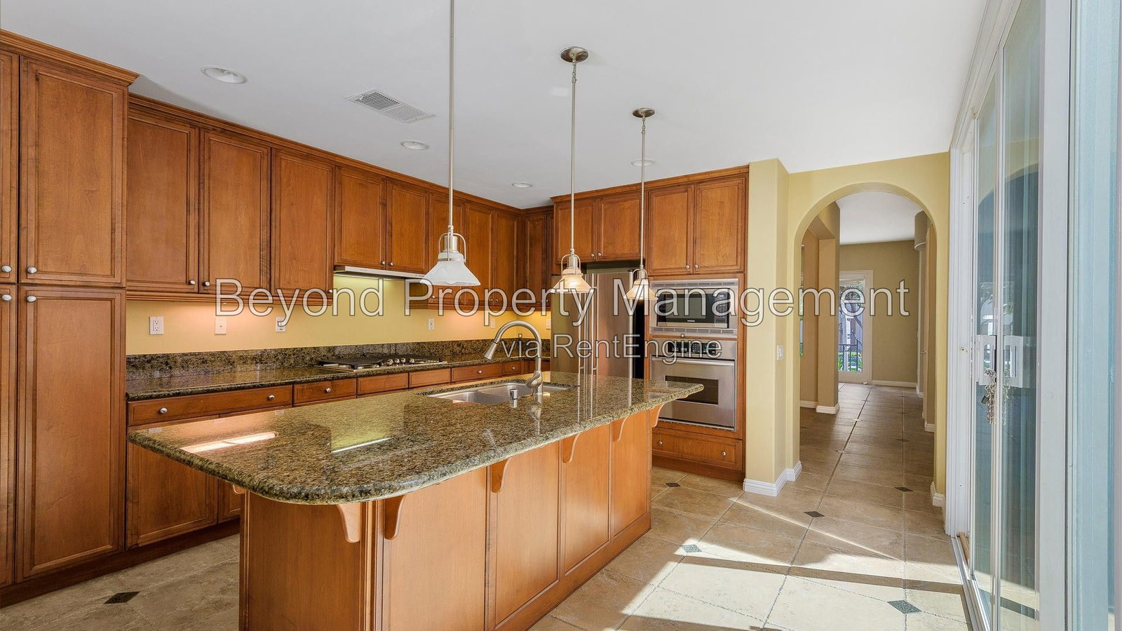 Gallery Image 0