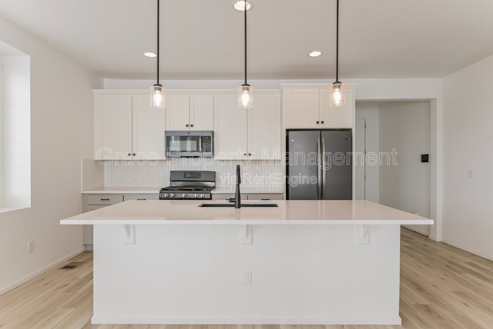 Gallery Image 16