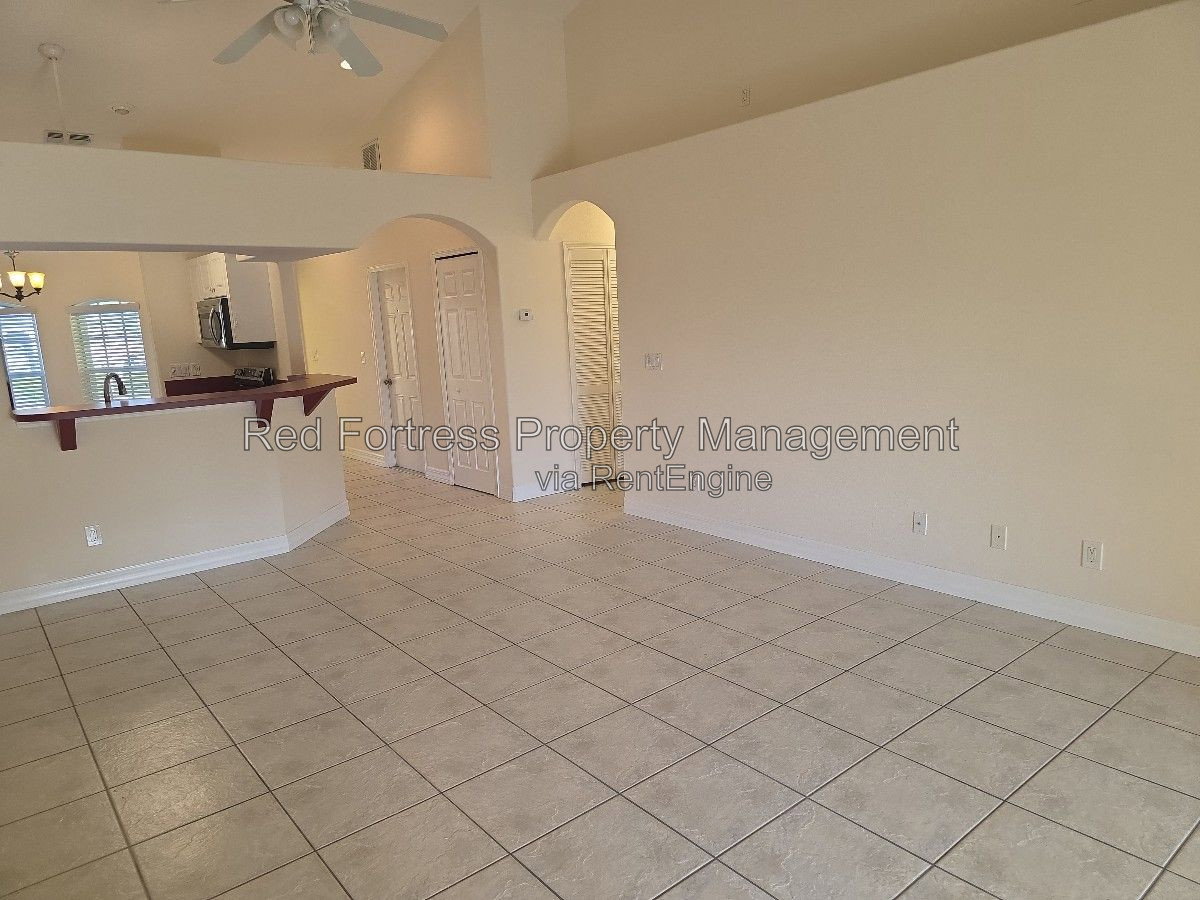 Gallery Image 0