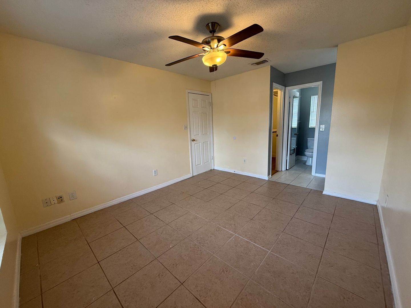 Gallery Image 30