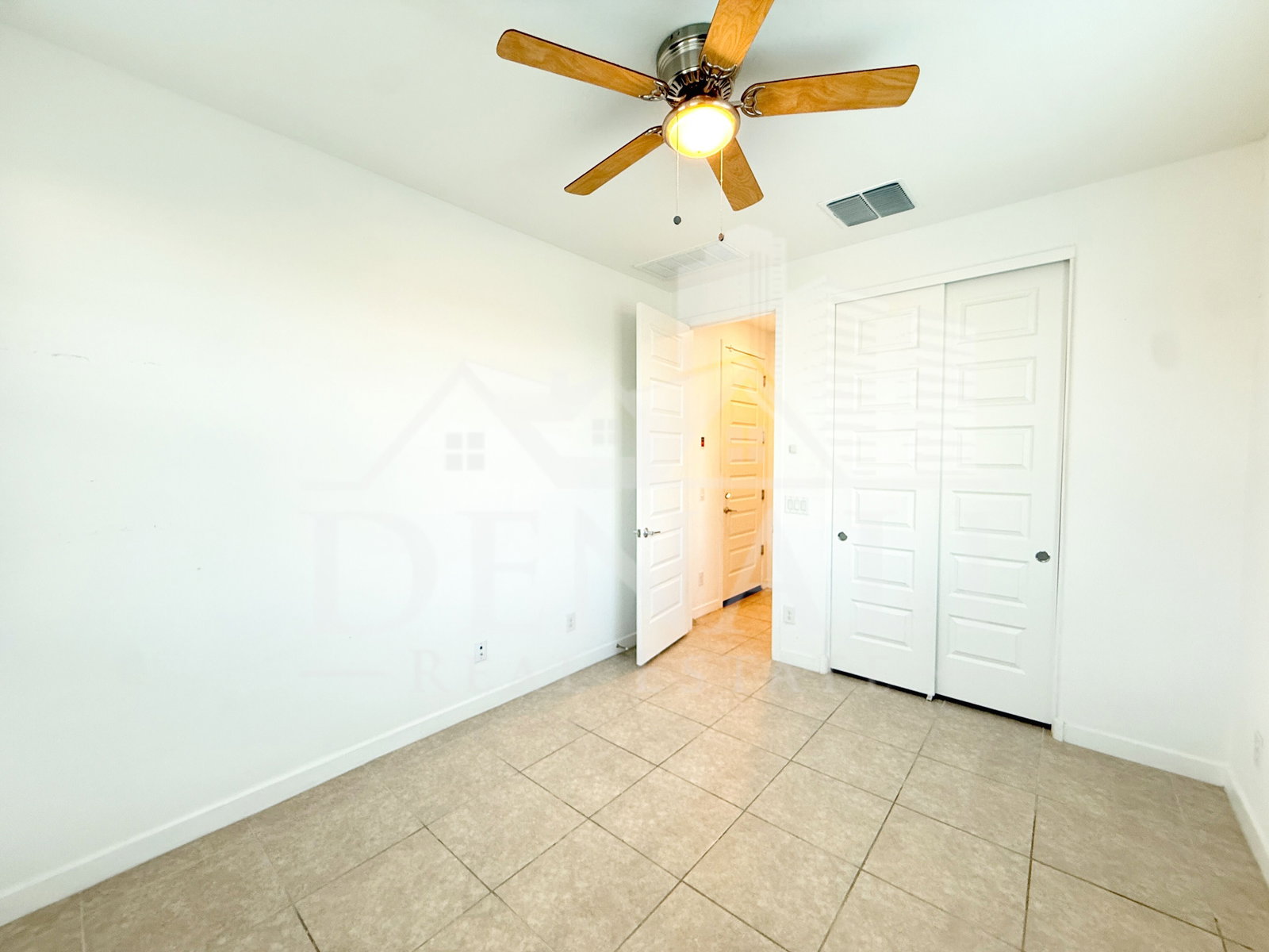 Gallery Image 19