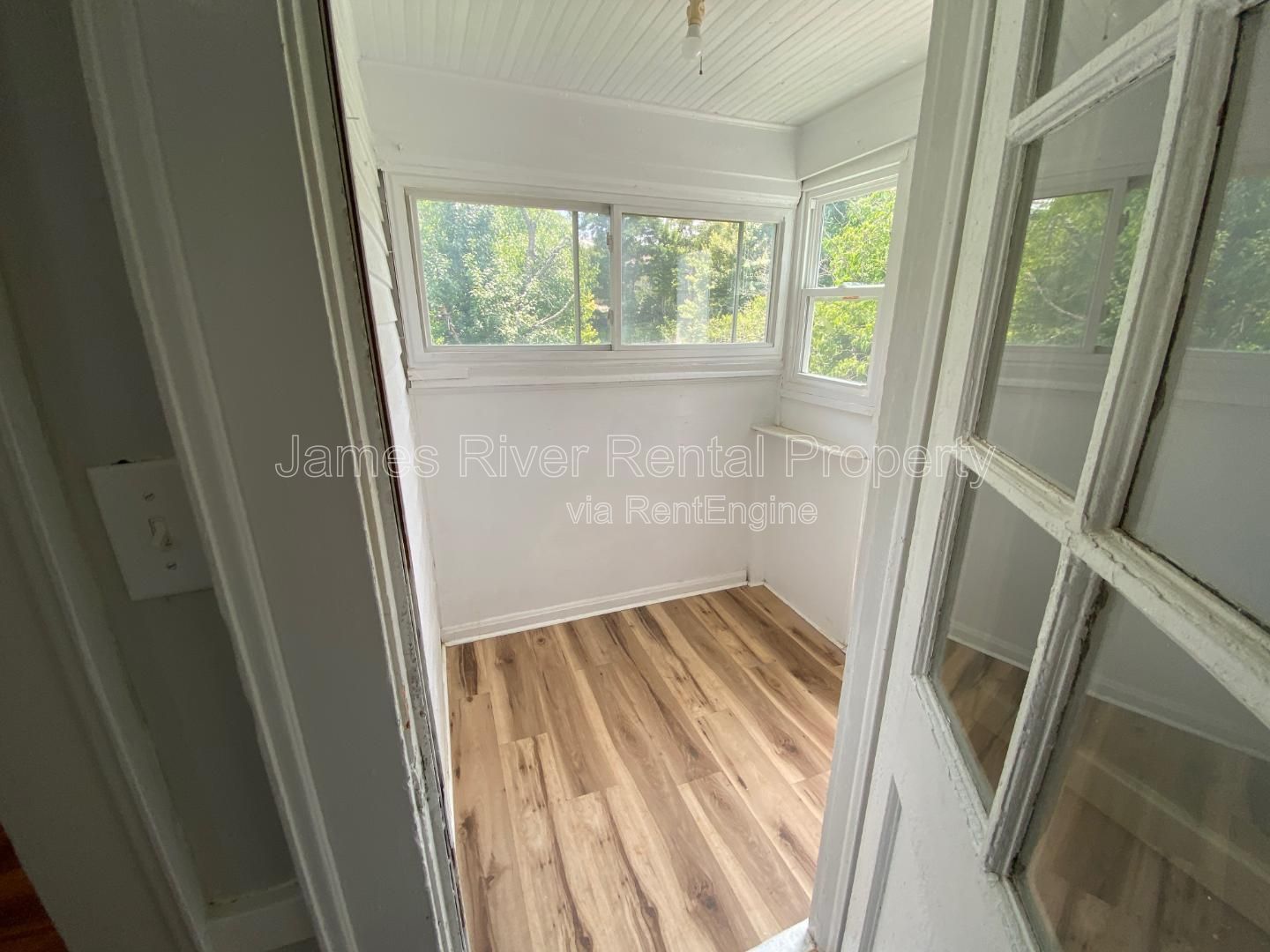 Gallery Image 16
