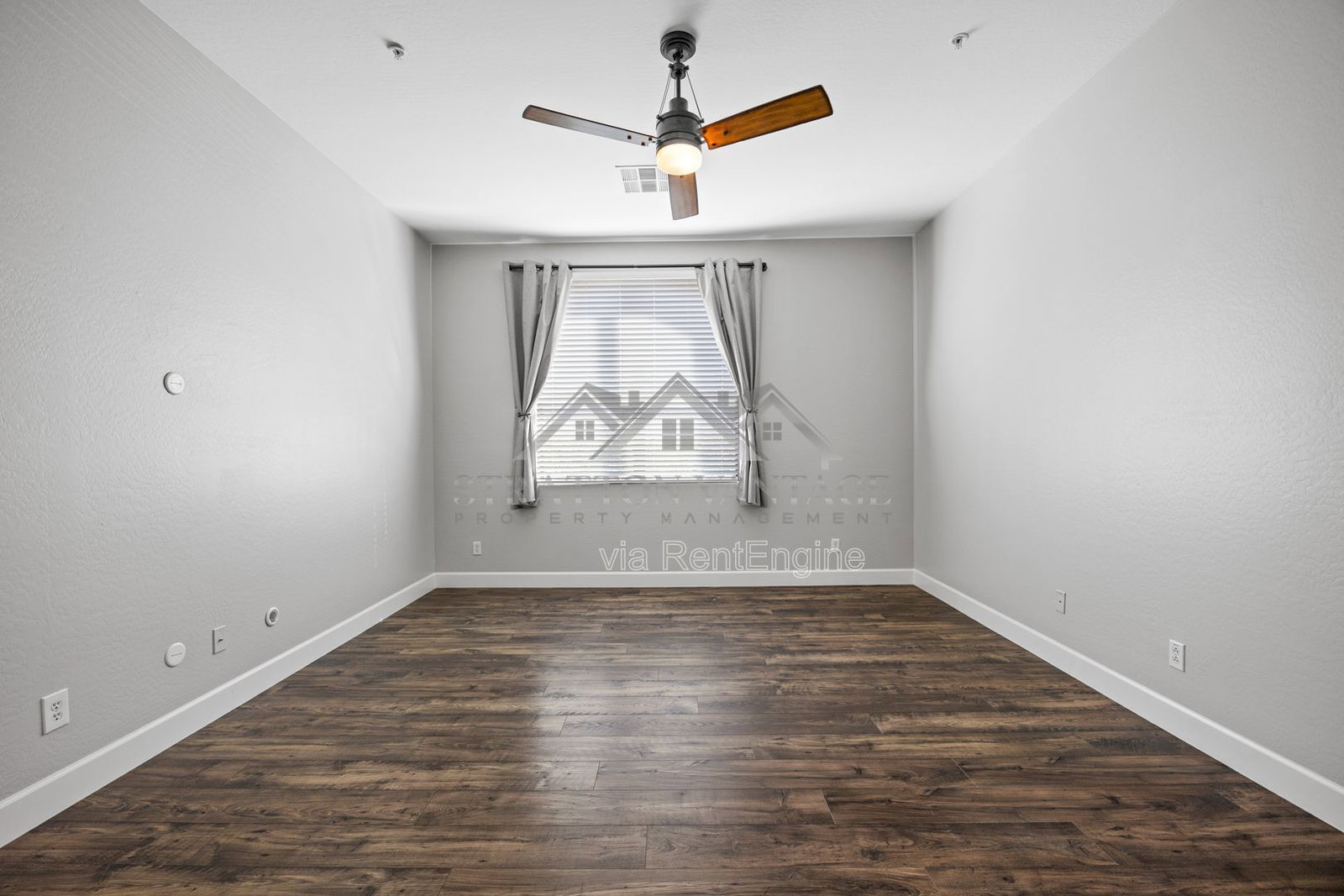 Gallery Image 19