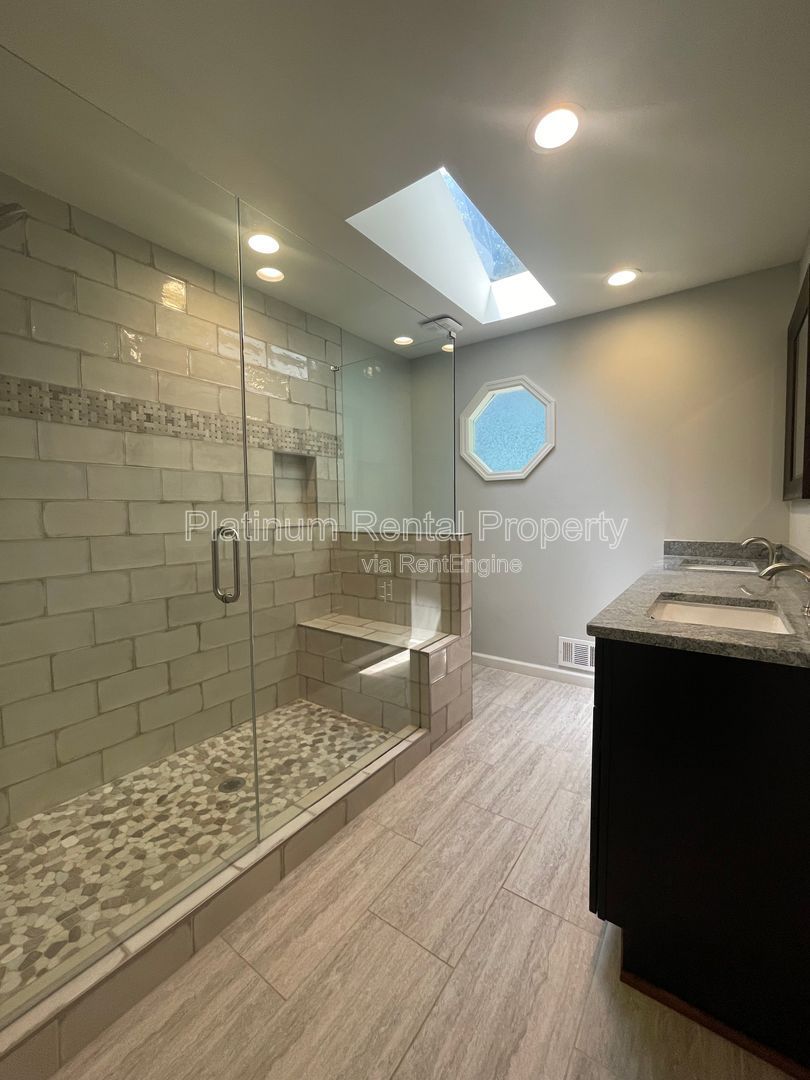Gallery Image 8