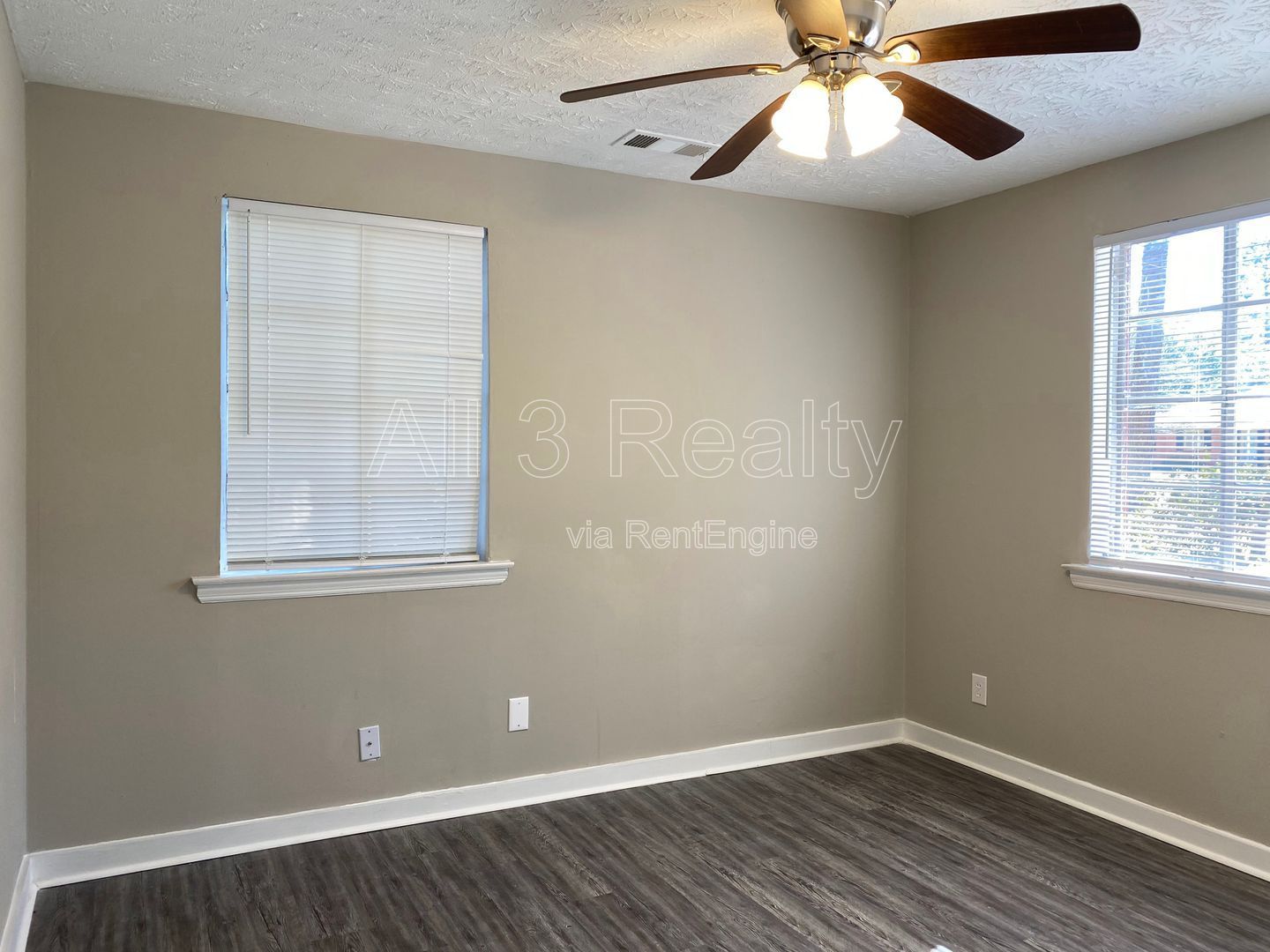 Gallery Image 19