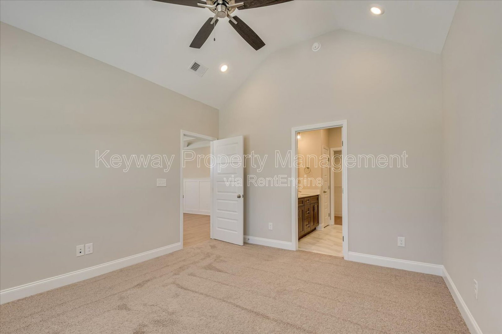 Gallery Image 16