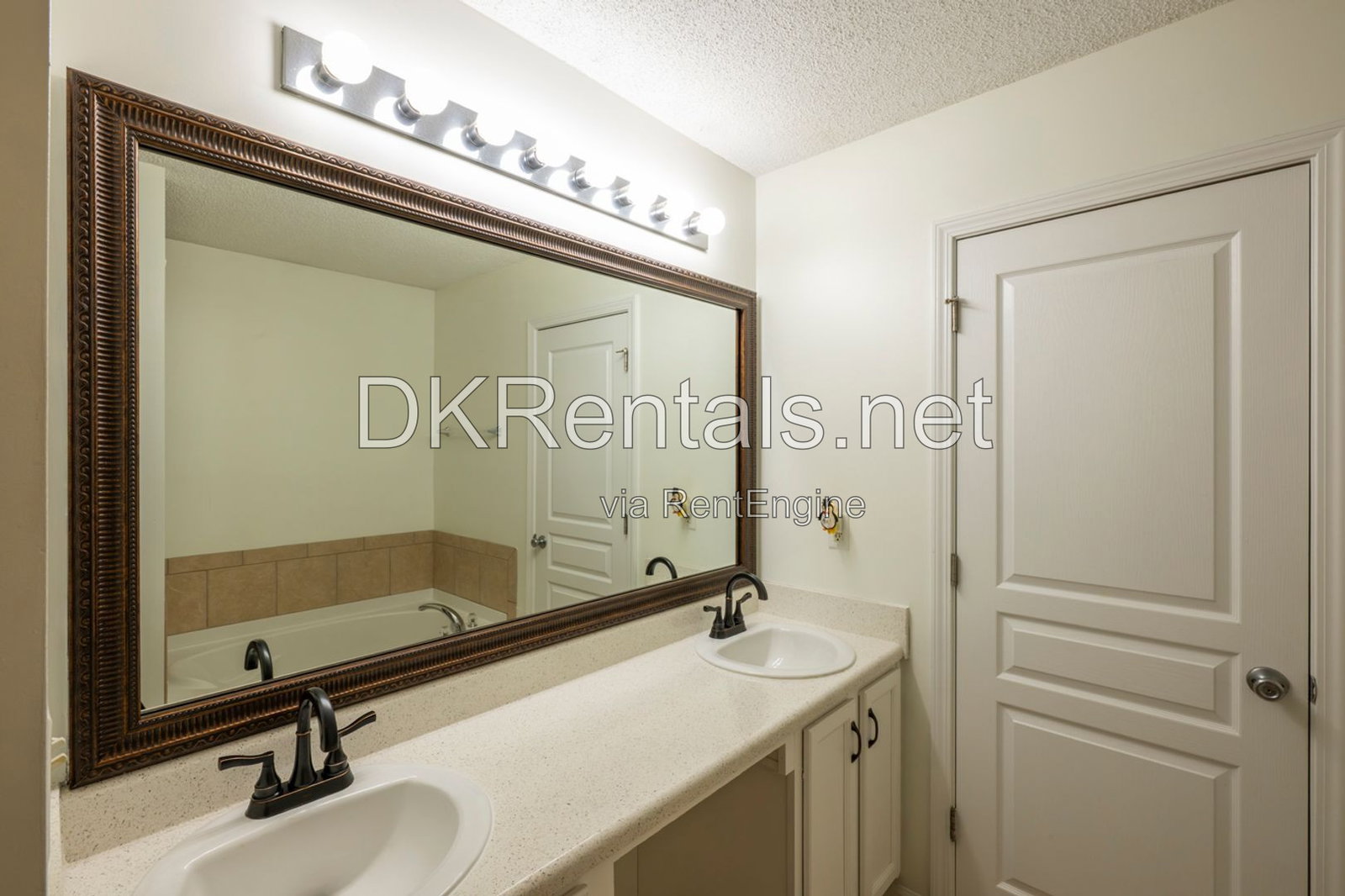 Gallery Image 17