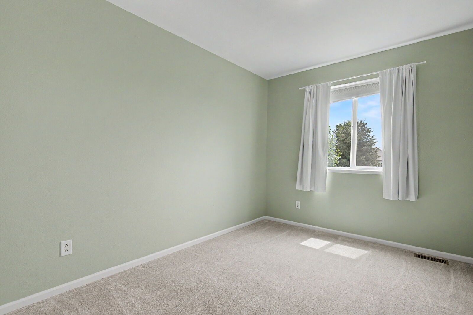 Gallery Image 19