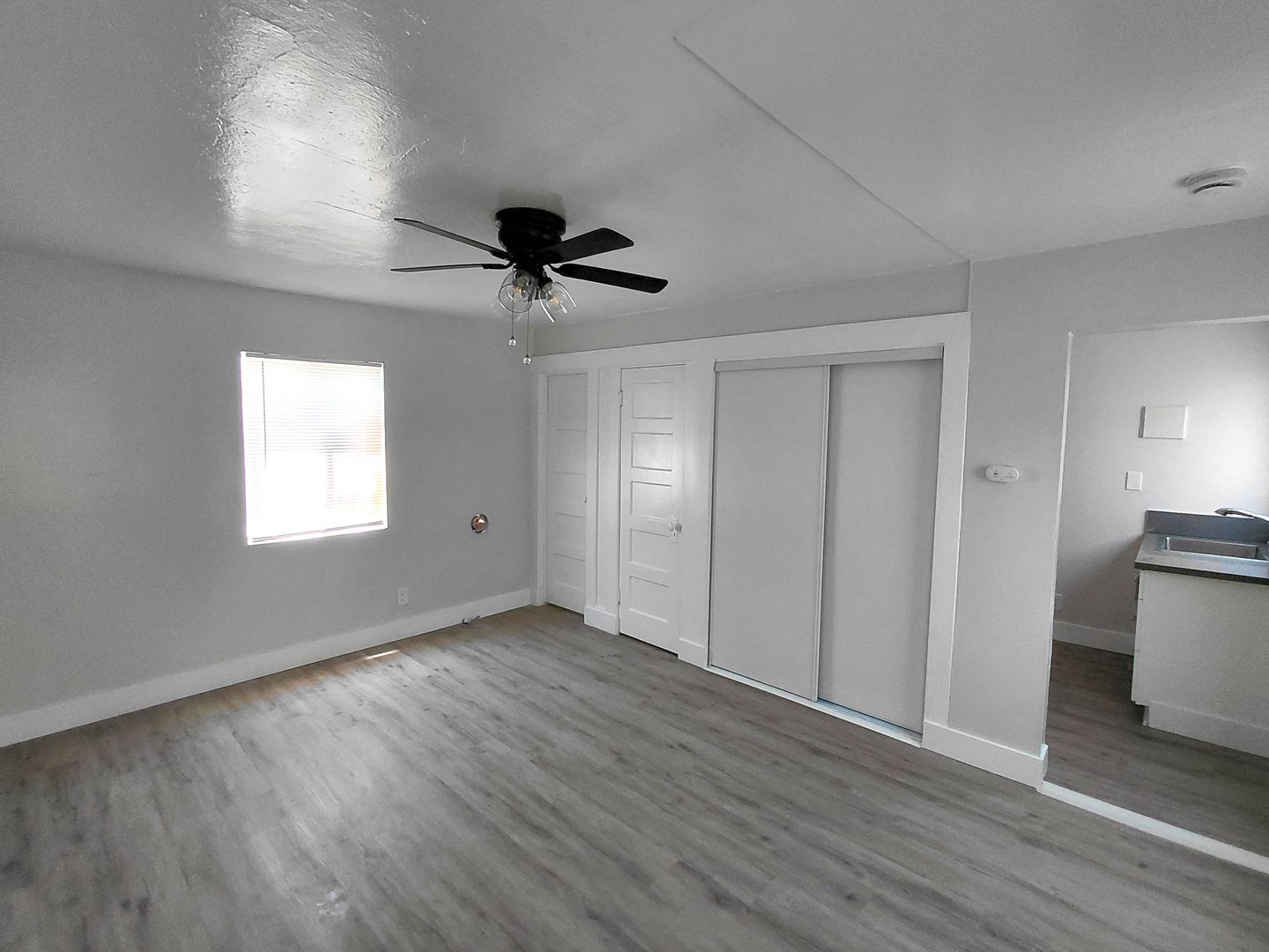 Gallery Image 0