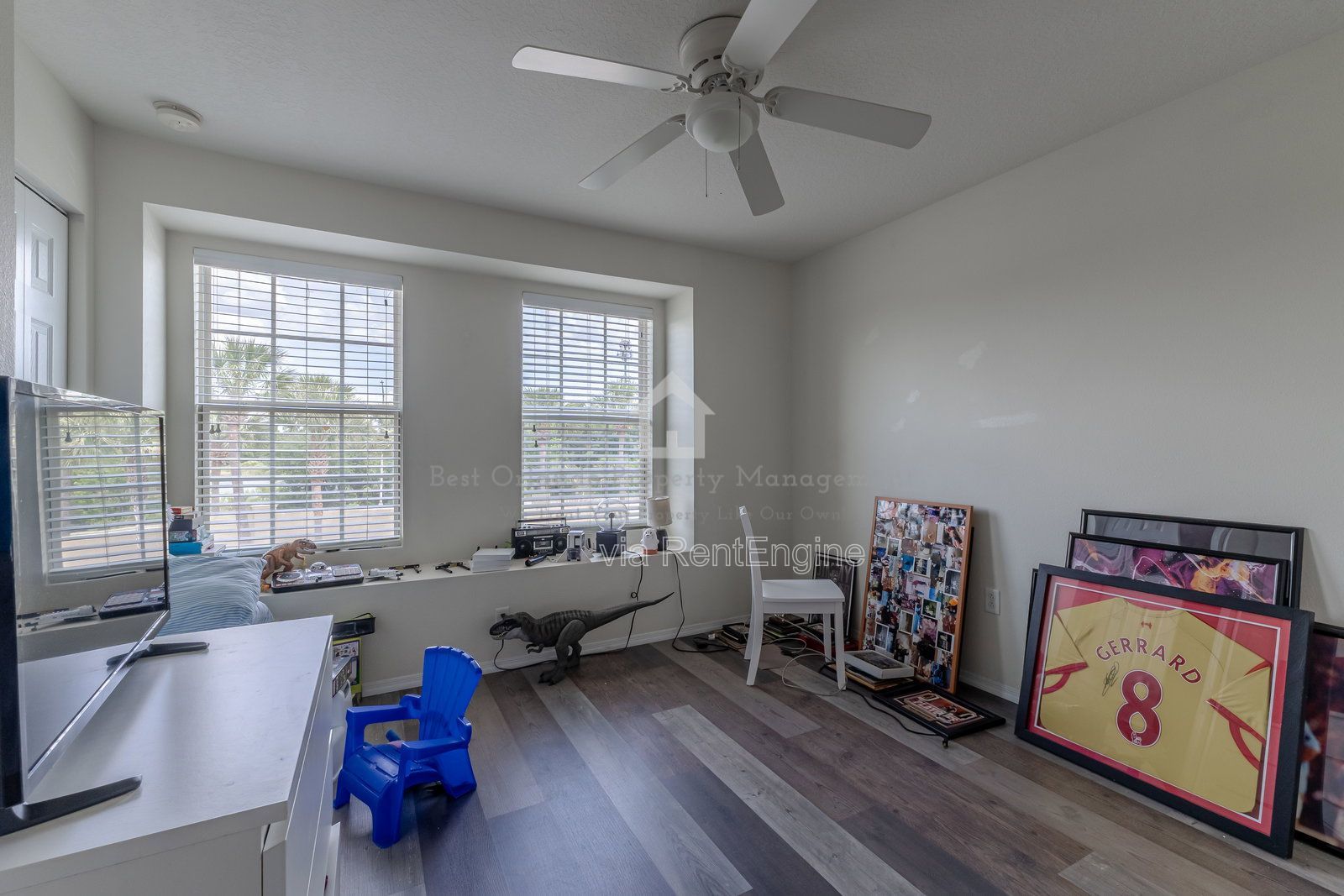 Gallery Image 12