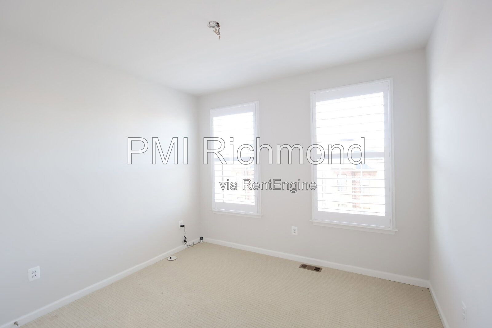 Gallery Image 36