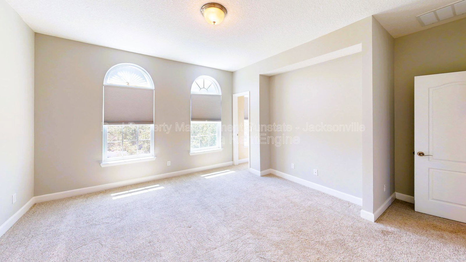 Gallery Image 19
