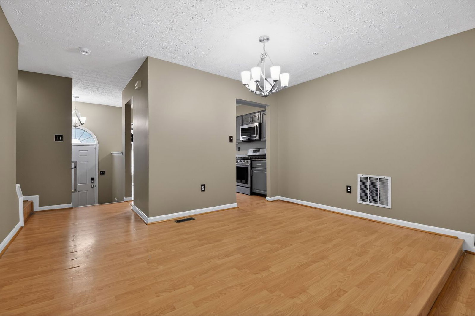 Gallery Image 19