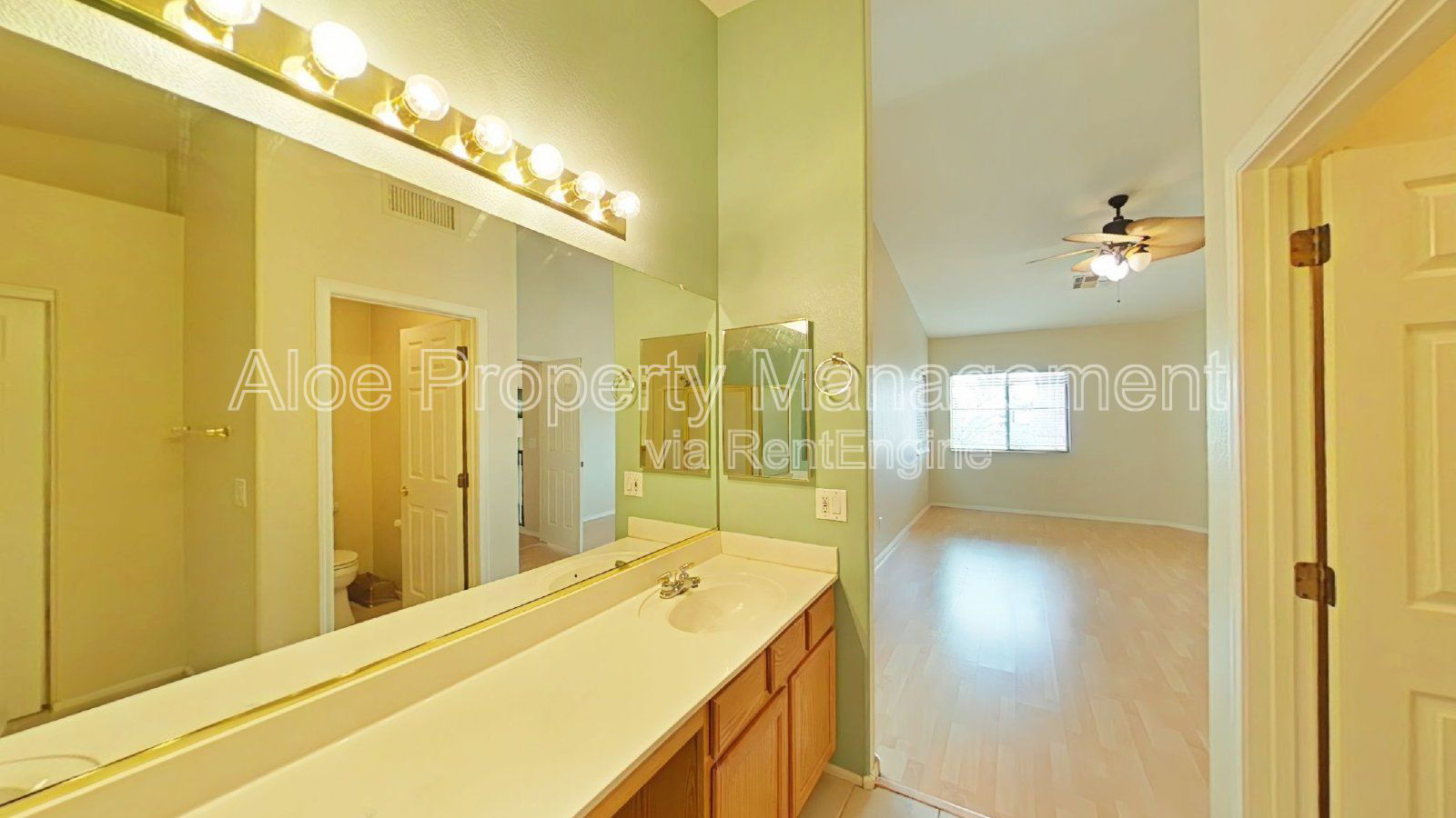 Gallery Image 16