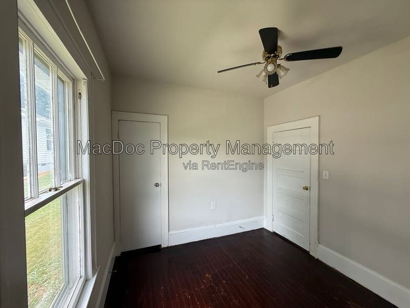 Gallery Image 15
