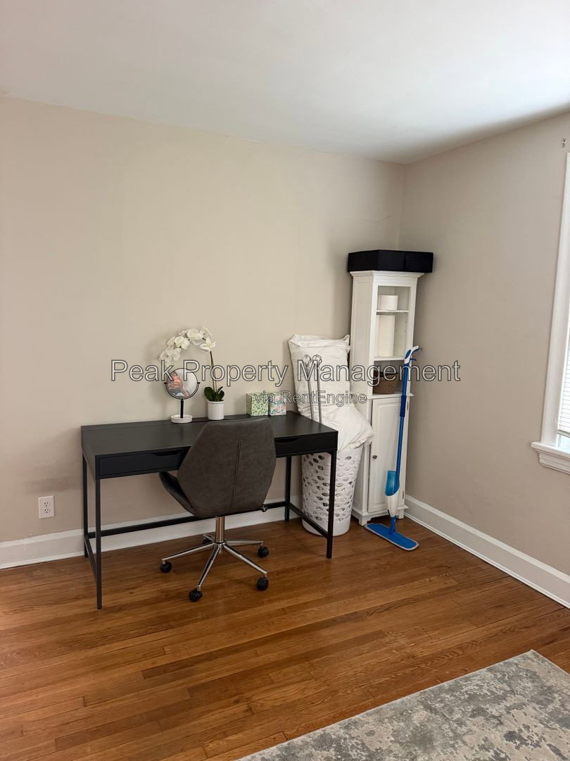 Gallery Image 10