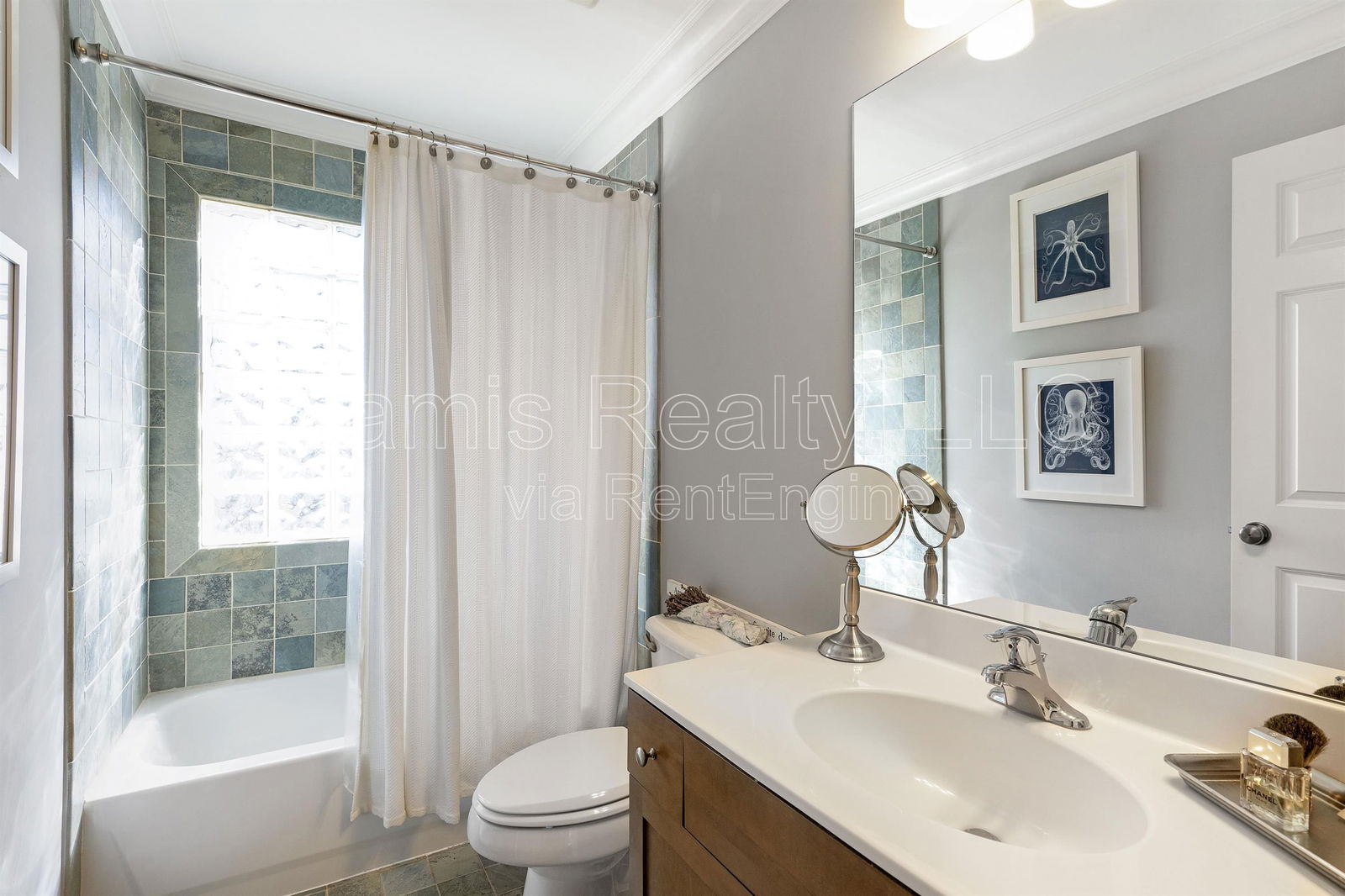Gallery Image 57