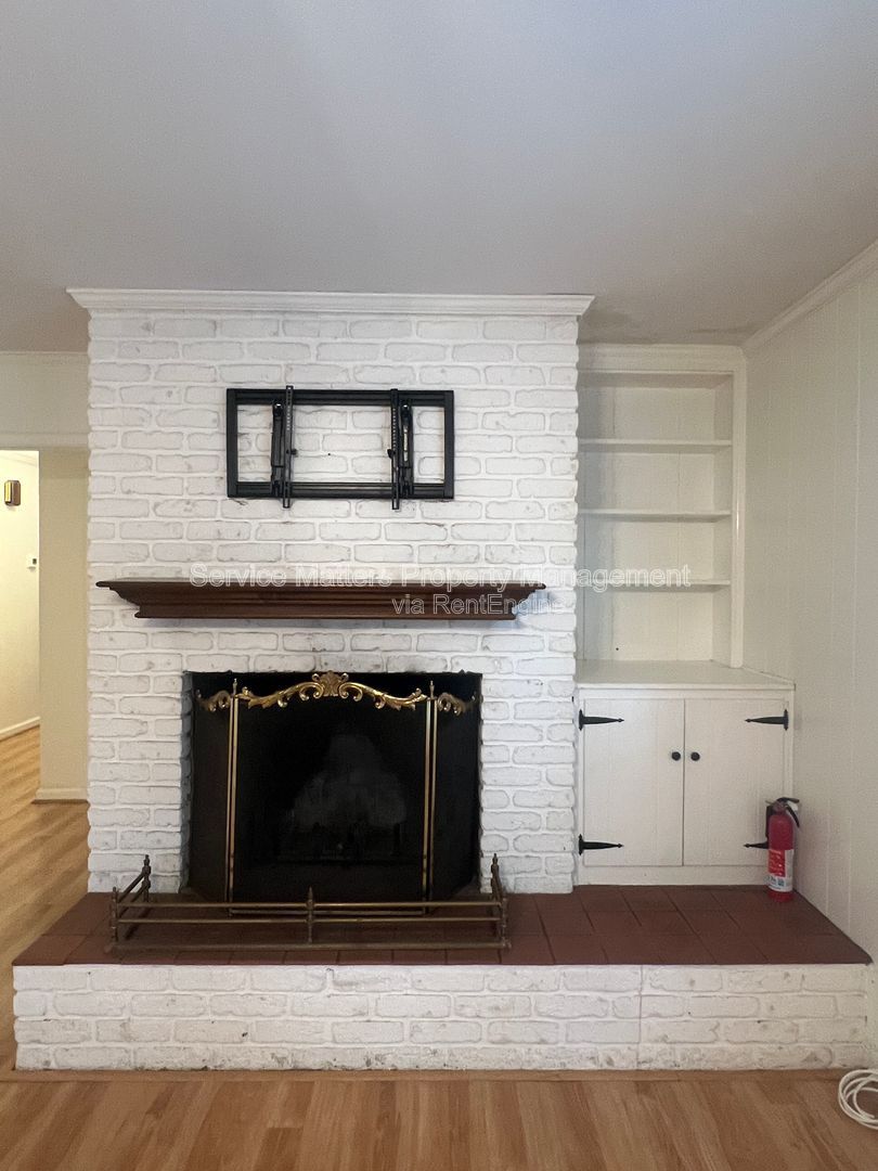 Gallery Image 12