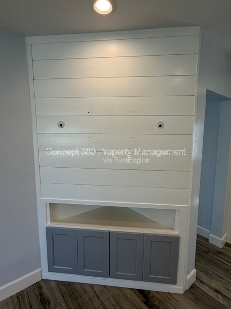 Gallery Image 15