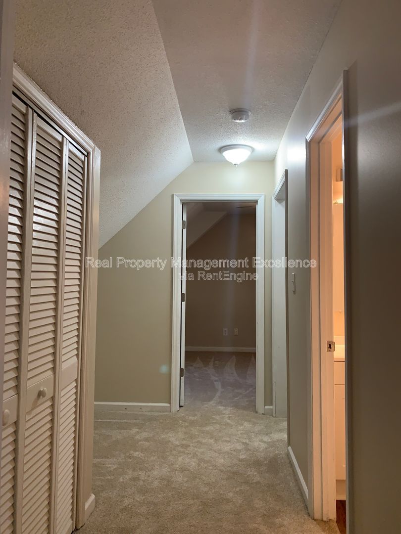 Gallery Image 19