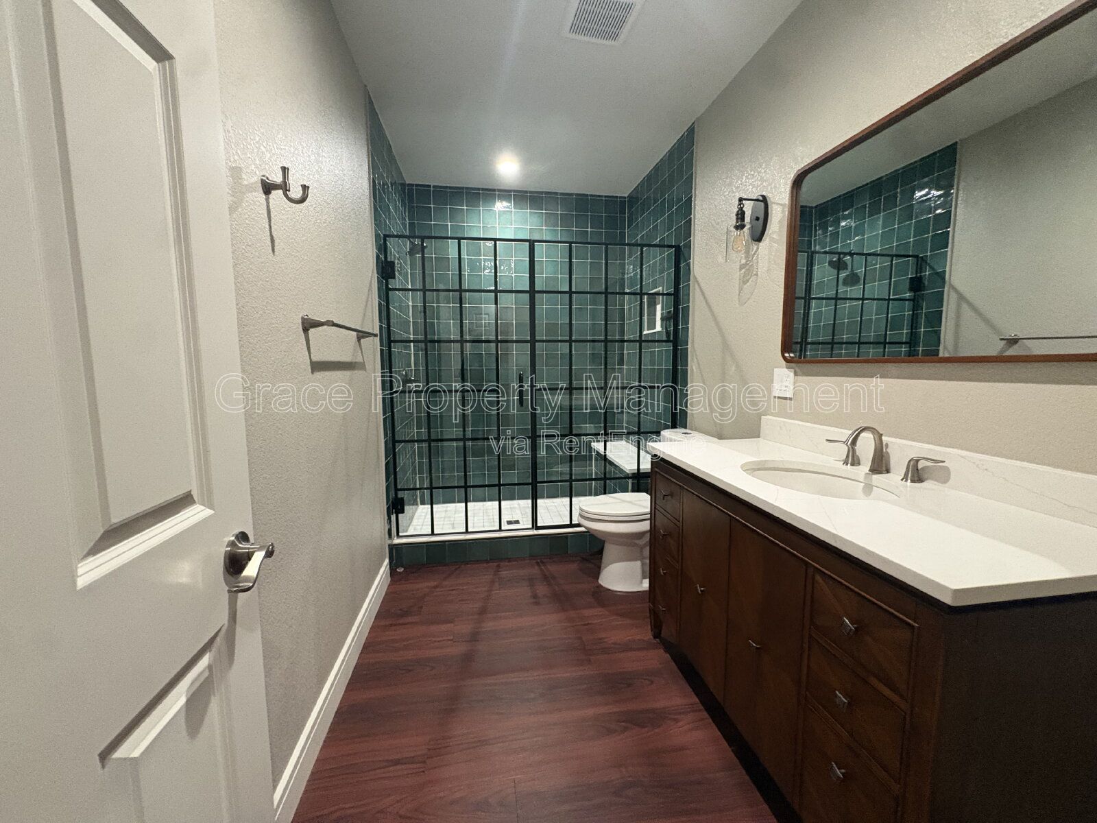 Gallery Image 18